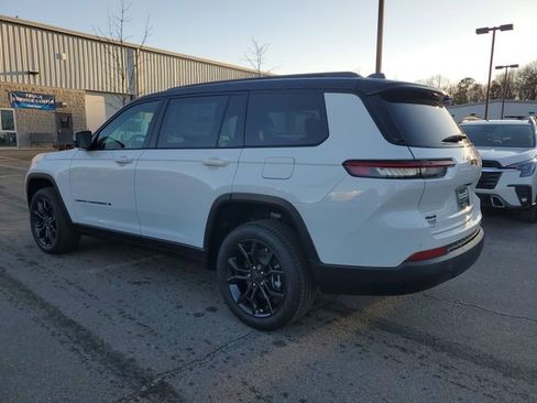 New 2025 Jeep Grand Cherokee L Limited image 4