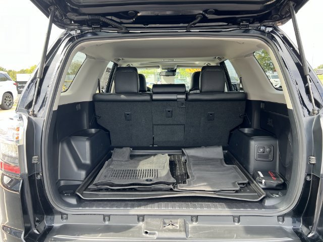 Used 2023 Toyota 4Runner Limited AWD/4WD image 22
