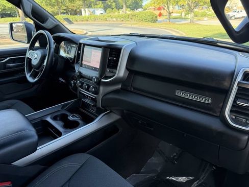 Used 2023 RAM 1500 Big Horn AWD/4WD image 34