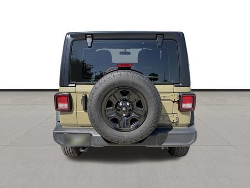 Used 2025 Jeep Wrangler Sport AWD/4WD image 6