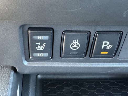 New 2025 Nissan Frontier SV w/ SV Convenience Package image 19