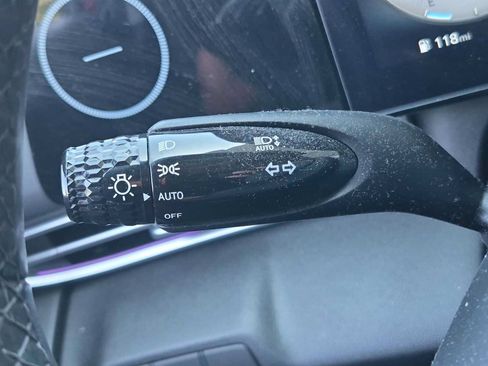 Used 2024 Hyundai Elantra SEL w/ Convenience Package FWD image 26