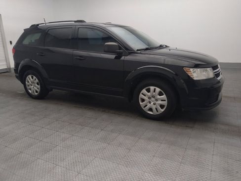 Used 2019 Dodge Journey SE image 11