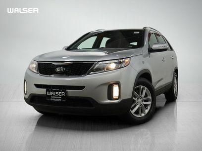 Used 2014 Kia Sorento LX w/ Touring Package (LX)