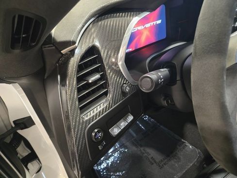 Used 2017 Chevrolet Corvette Z06 image 13