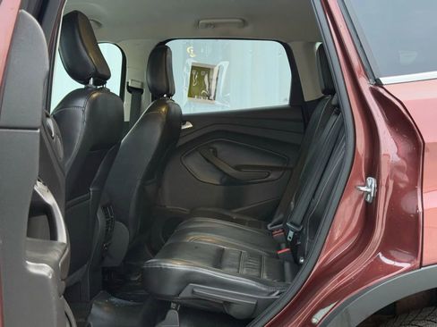 Used 2018 Ford Escape Titanium AWD/4WD image 12