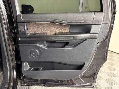 Used 2021 Ford Expedition Max Limited RWD image 50