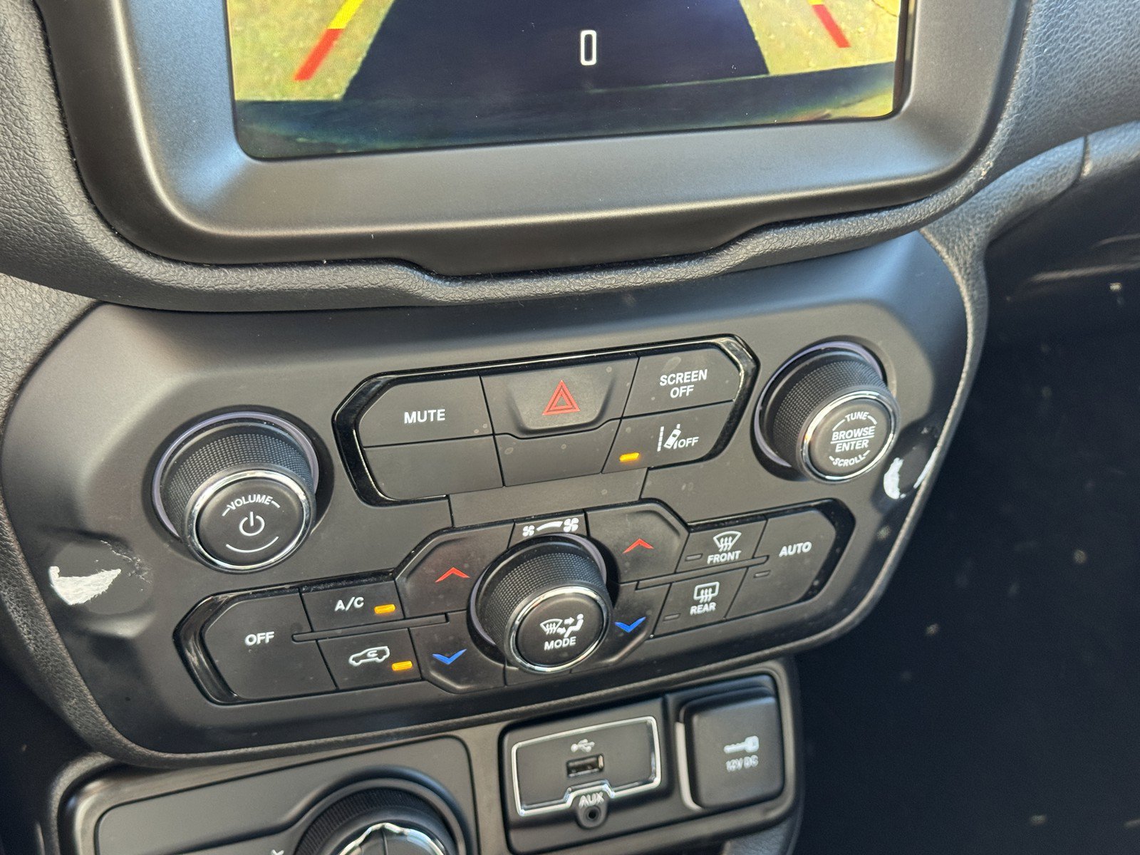 Used 2023 Jeep Renegade Trailhawk AWD/4WD image 20