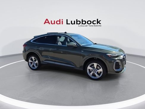 Certified 2025 Audi Q5 Premium Plus image 2