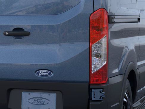 New 2026 Ford Transit 150 Low Roof RWD image 21