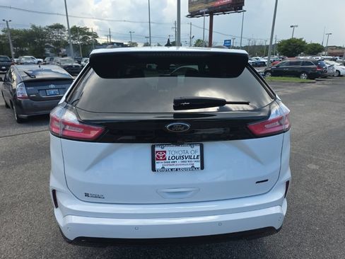 Used 2023 Ford Edge SE w/ Black Appearance Package AWD/4WD image 5