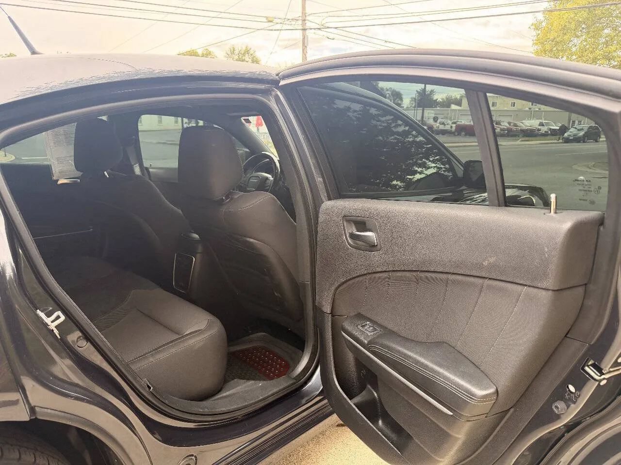 Used 2019 Dodge Charger SXT RWD image 22