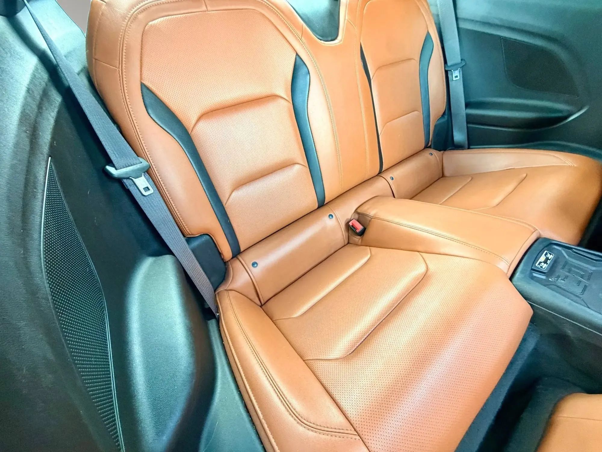 Used 2017 Chevrolet Camaro LT RWD image 8