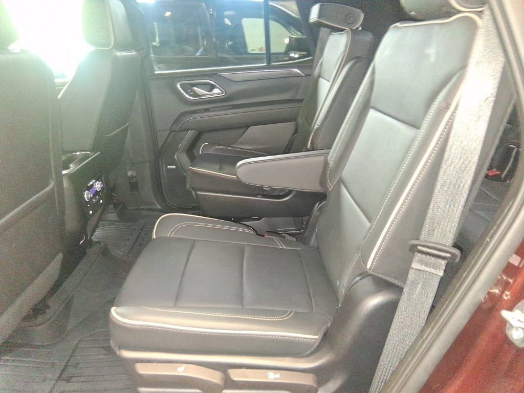 Used 2022 GMC Yukon SLT w/ SLT Luxury Package AWD/4WD image 14