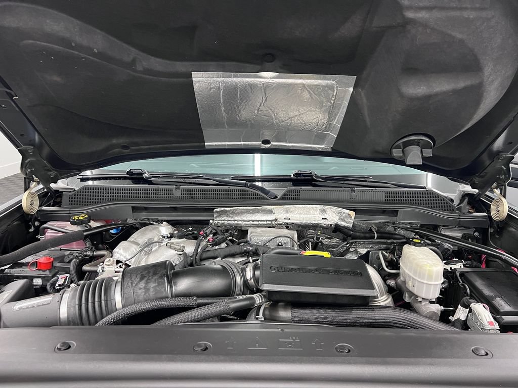 Used 2018 GMC Sierra 2500 Denali w/ Duramax Plus Package AWD/4WD image 30