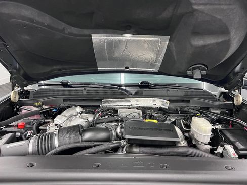 Used 2018 GMC Sierra 2500 Denali w/ Duramax Plus Package AWD/4WD image 30