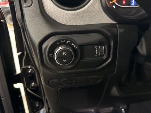 New 2026 Jeep Gladiator Sport image 16