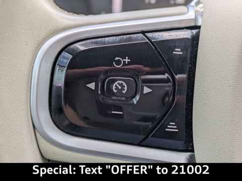 Used 2019 Volvo XC90 T5 Momentum w/ Protection Package Premier image 28