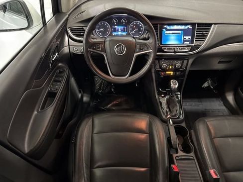 Used 2020 Buick Encore Essence AWD/4WD image 6
