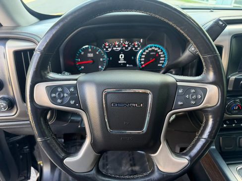 Used 2017 GMC Sierra 1500 Denali w/ Denali Ultimate Package AWD/4WD image 16