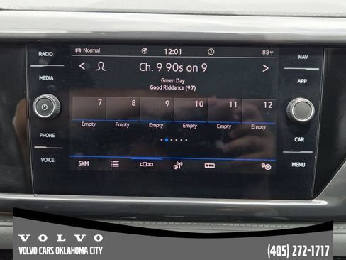Used 2023 Volkswagen Taos SEL AWD/4WD image 13