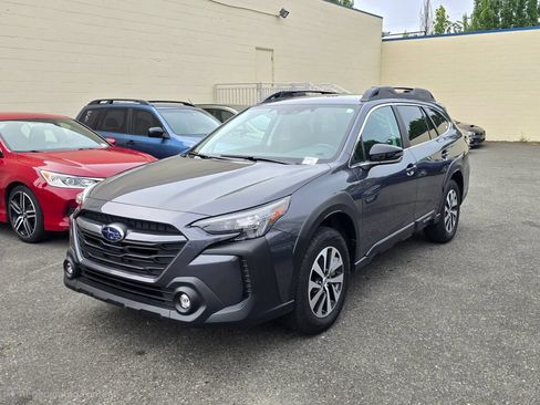 Certified 2024 Subaru Outback Premium AWD/4WD image 3