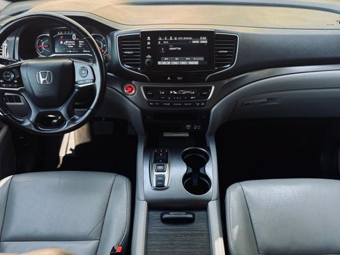 Used 2022 Honda Pilot Special Edition image 2