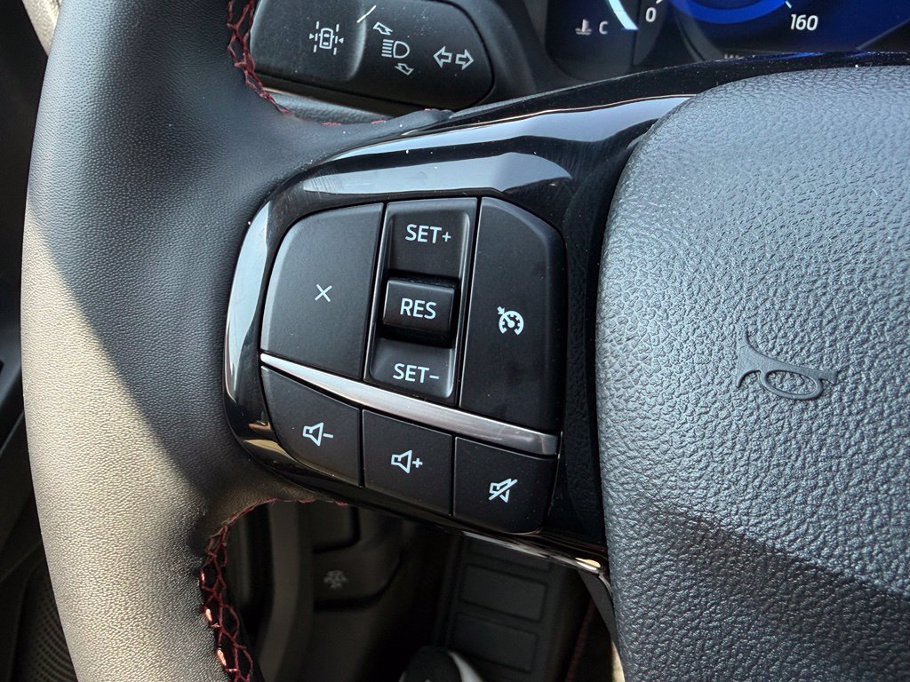 Used 2022 Ford Escape SEL w/ SEL Stealth AWD Package image 28