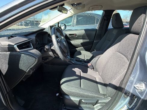 Used 2024 Toyota Corolla LE image 9