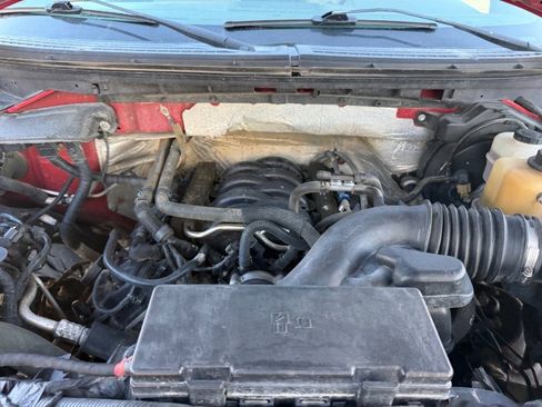 Used 2012 Ford F150 XLT w/ XLT Convenience Pkg image 24