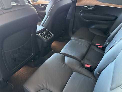 Used 2025 Volvo XC90 B6 Plus w/ Protection Package Premier AWD/4WD image 5