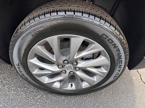 New 2026 Buick Enclave Preferred w/ Power Package image 16