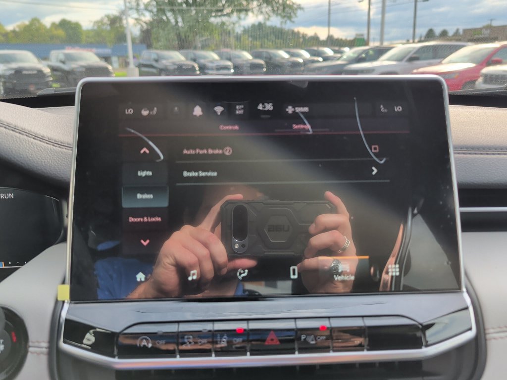 New 2026 Jeep Compass Limited AWD/4WD image 49