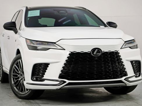 Used 2023 Lexus RX 500h F Sport w/ Accessory Package (Z1) image 4