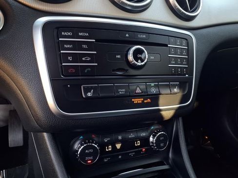 Used 2016 Mercedes-Benz CLA 250 image 14