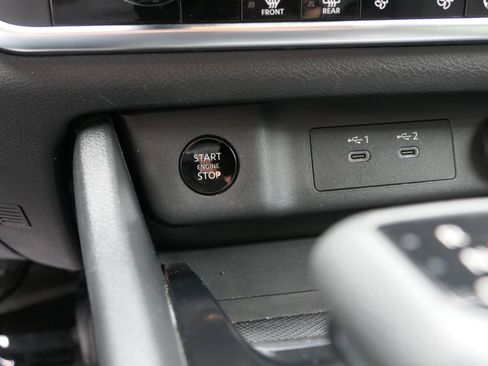 Used 2025 Nissan Rogue SV FWD image 20