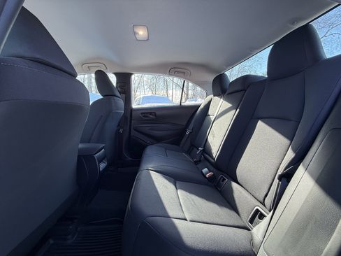 Used 2023 Toyota Corolla LE image 25