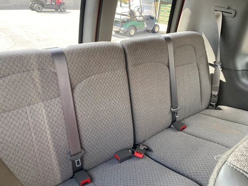 Used 2017 Chevrolet Express 3500 LT w/ LT Preferred Equipment Group image 26