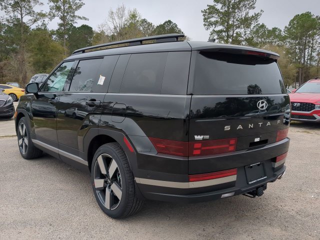 Used 2024 Hyundai Santa Fe Limited FWD image 7
