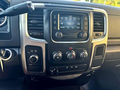 Used 2017 RAM 2500 SLT image 18