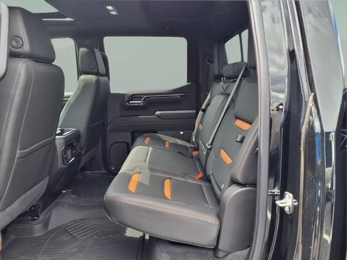 New 2026 GMC Sierra 1500 AT4 w/ AT4 Premium Package AWD/4WD image 17