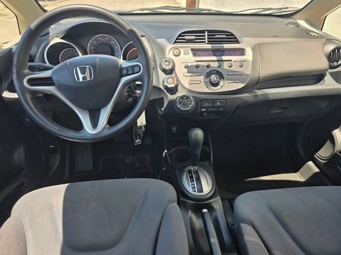 Used 2013 Honda Fit image 11