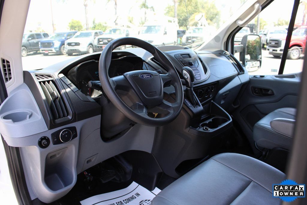 Used 2019 Ford Transit 250 138 RWD image 17