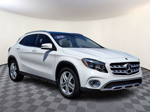 Used 2018 Mercedes-Benz GLA 250 4MATIC image 1