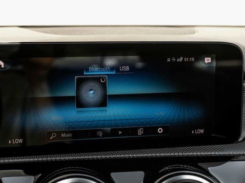 Used 2022 Mercedes-Benz A 220 image 32
