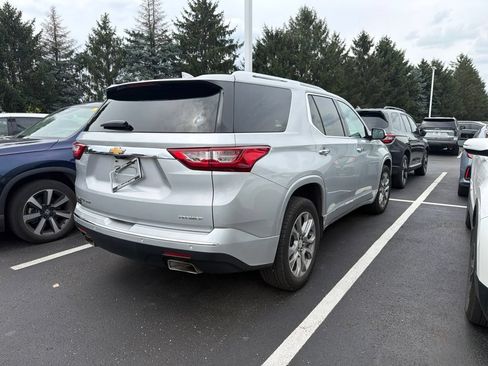 Used 2019 Chevrolet Traverse Premier AWD/4WD image 3