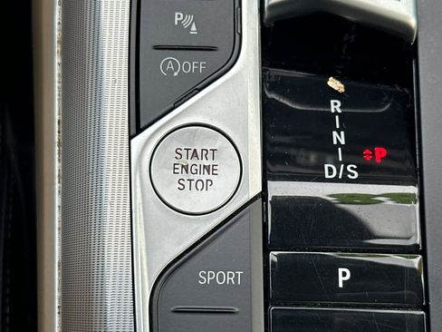 Used 2024 BMW 330i xDrive 330i xDrive w/ Convenience Package image 21