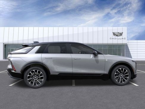 New 2026 Cadillac Lyriq Sport w/ LPO, Floor Liner Package AWD/4WD image 5