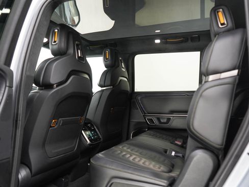 Used 2024 Rivian R1S Adventure AWD/4WD image 18