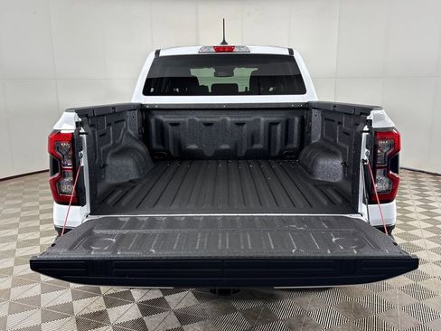 New 2026 Ford Ranger XLT w/ Black Appearance Package AWD/4WD image 24